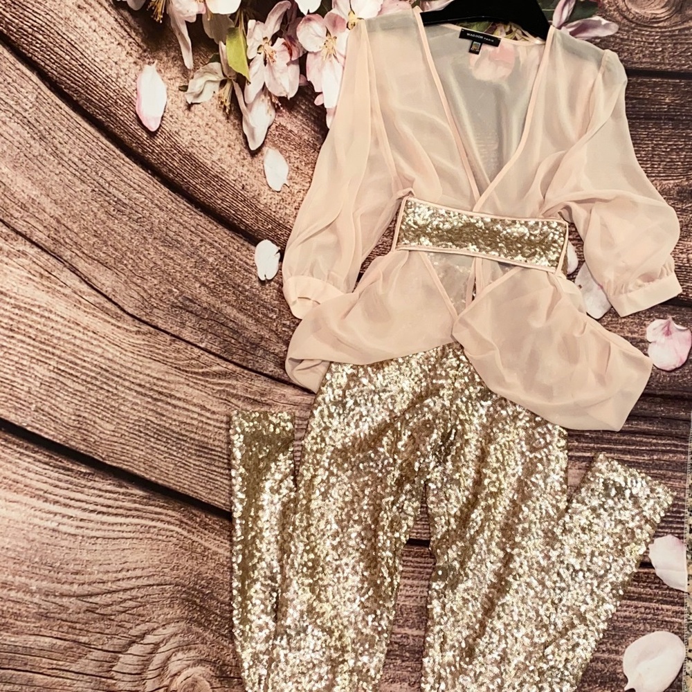 Waggon Paris Powder Chiffon Blouse Sequinn Legging